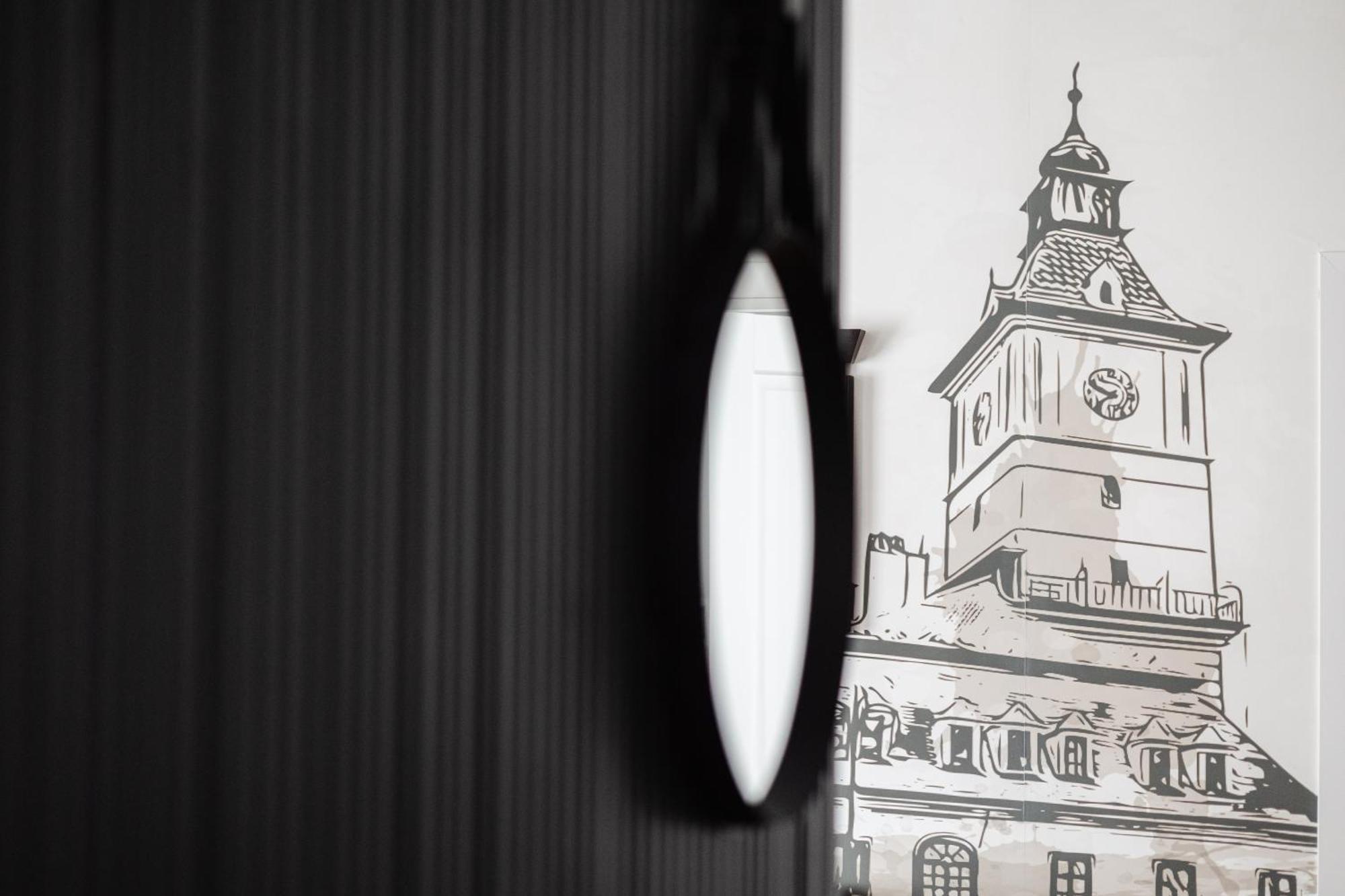 Peak Aparthotel - Old Town - By Cityhost Брашов Екстериор снимка
